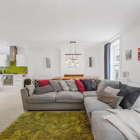 30 Percent Off! The Central Whitby Gem - 4 Bedrooms Eksteriør billede