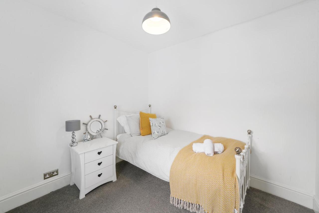 30 Percent Off! The Central Whitby Gem - 4 Bedrooms Eksteriør billede